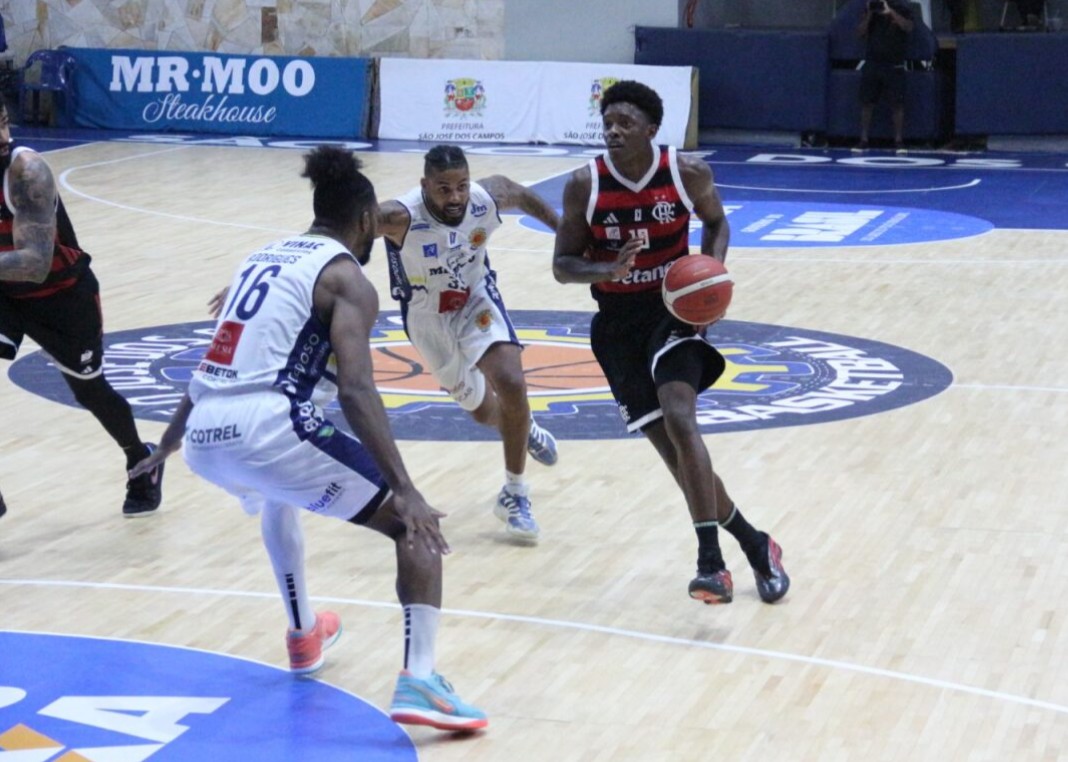 flamengo-nbb-4-vitoria