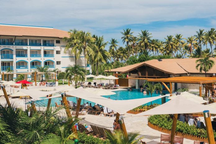 Mar Premium - Fachada e piscina