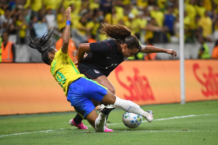 Kely_Pereira_Staff_Images_CBF_62_c715c005ff