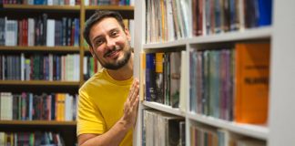 Autor de romance premiado, Vítor Kappel participa de roda de conversa sobre amor e literatura contemporânea na Flip
