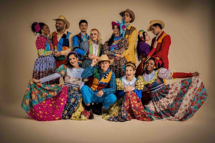 1 - ELENCO de FESTA NO ARRAIAL O MUSICAL _ FOTO JOÃO PEDRO HACHIYA