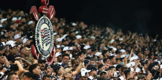 Torcida do Corinthians apoiando o time - Foto: Divulgação/ Corinthians.